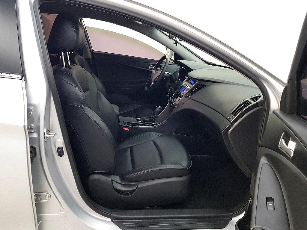 HYUNDAI Sonata 2012 Plateado - Importación desde Corea - HF Imports Iquique - Foto 18