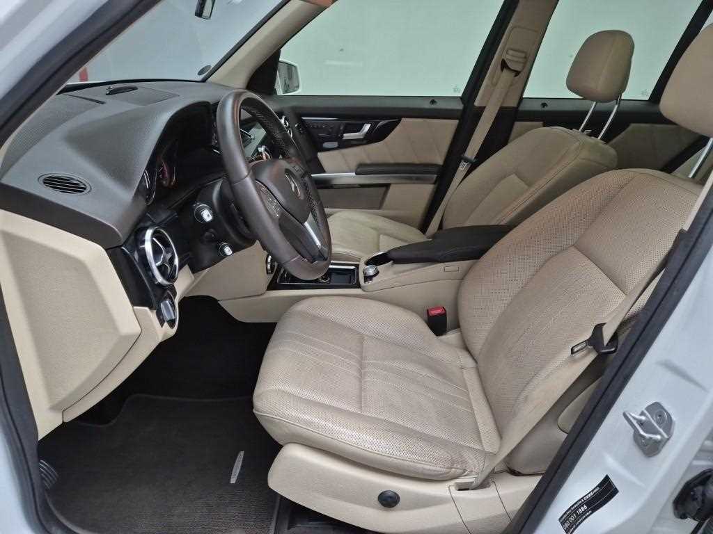 Mercedes Benz GLK Class - Vista 9