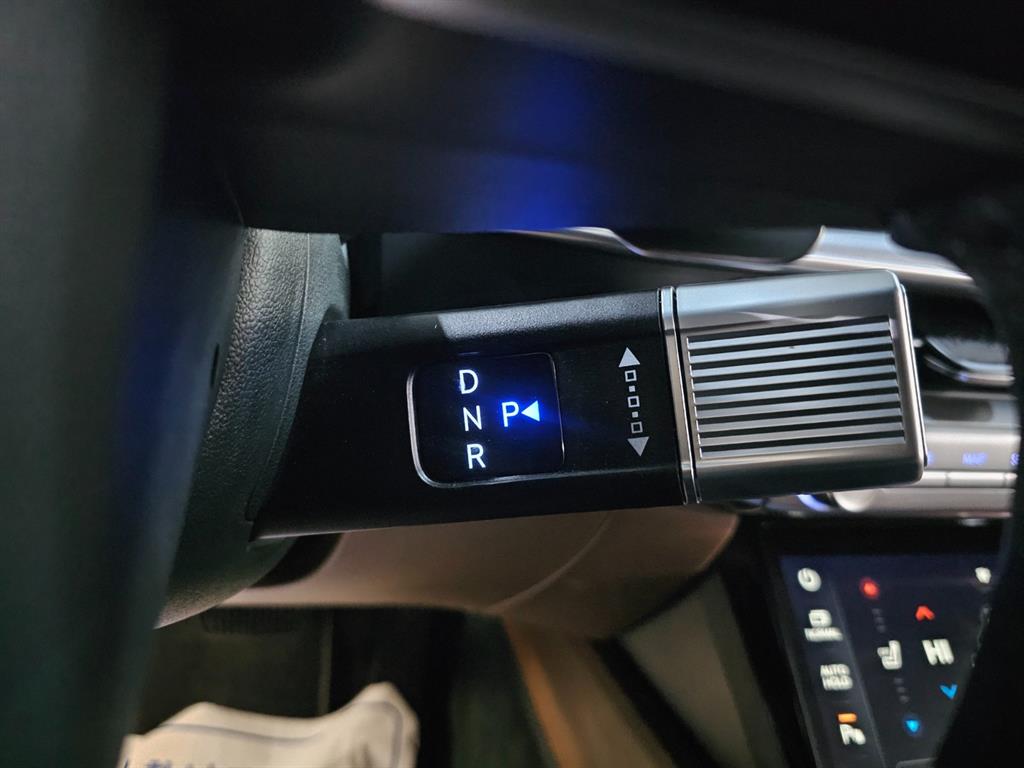 HYUNDAI Grandeur - Vista 9