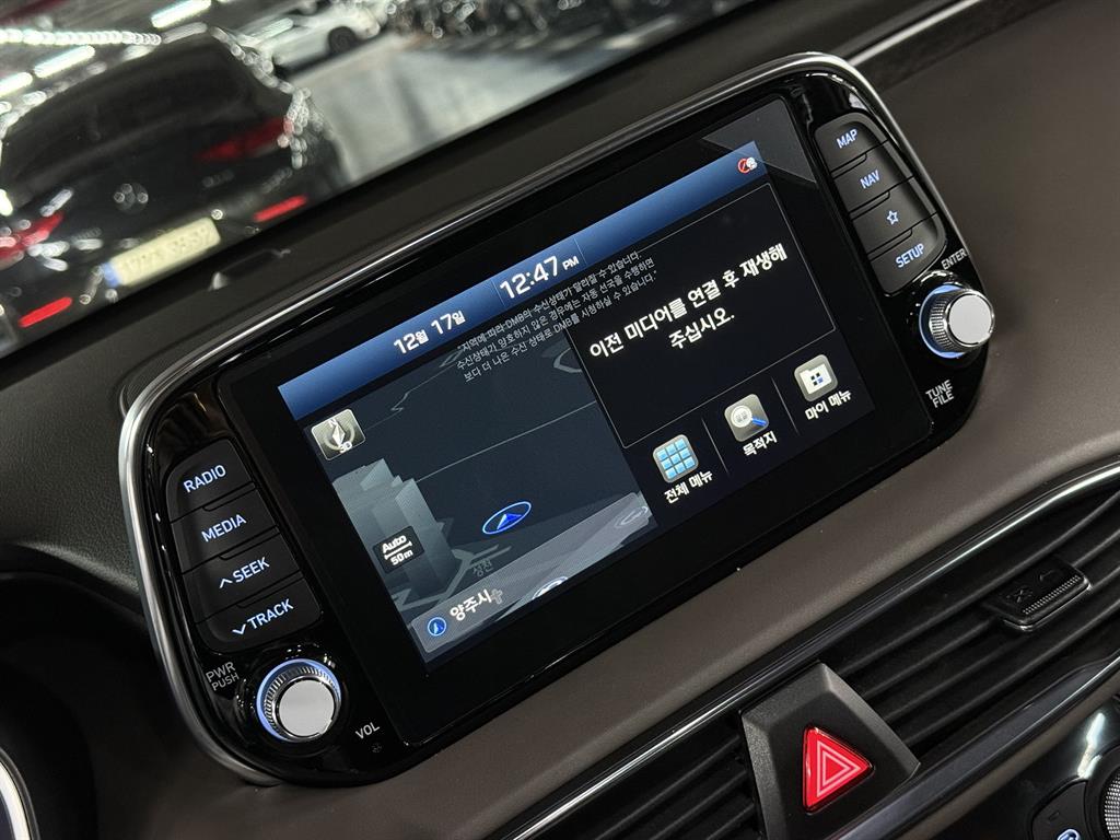 HYUNDAI Santa Fe - Vista 12