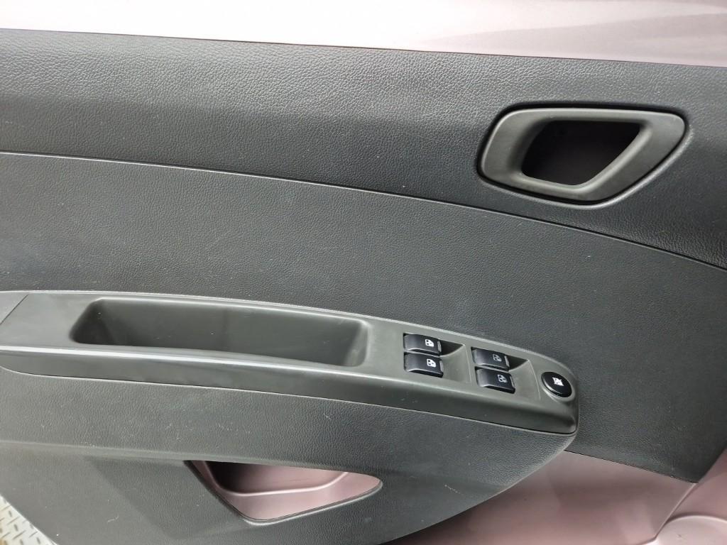 Chevrolet Spark 2012 Blanco - Importación desde Corea - HF Imports Iquique - Foto 17