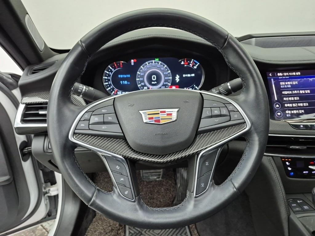 Cadillac CT6 - Vista 9