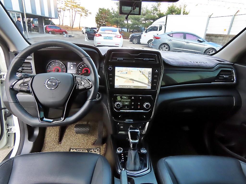 Ssangyong Tivoli - Vista 7