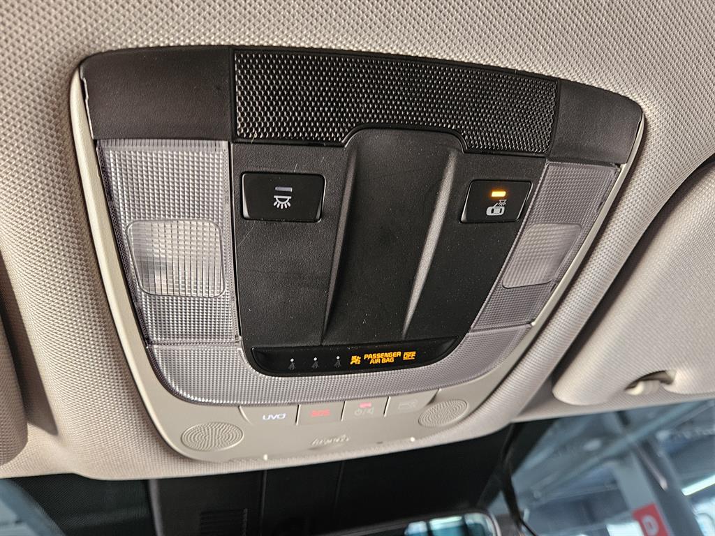 KIA Sorento - Vista 11