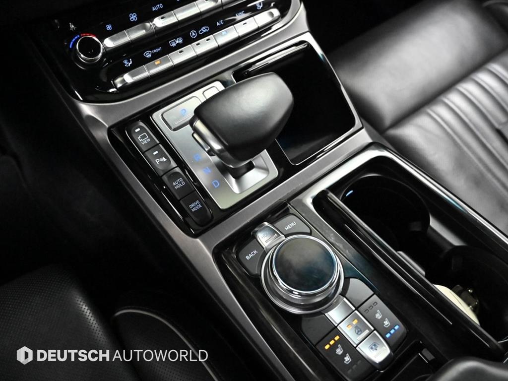 Genesis EQ900 - Vista 9