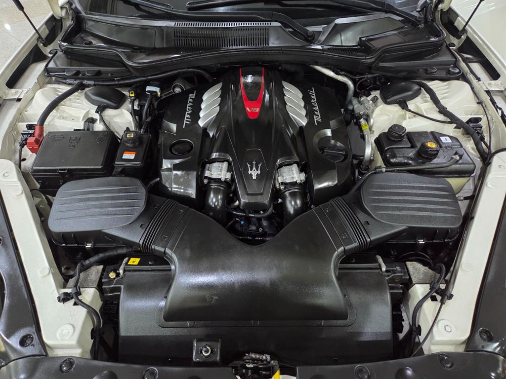 Maserati Quattroforte 2016 Blanco - Importación desde Corea - HF Imports Iquique - Foto 18