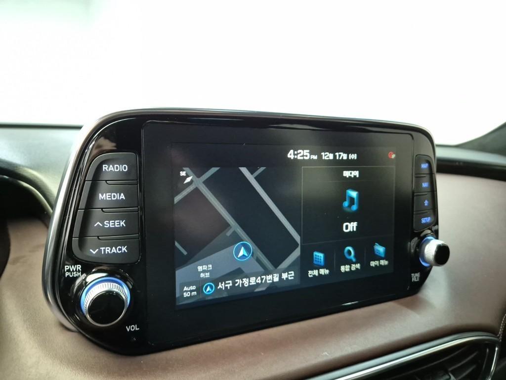 HYUNDAI Santa Fe 2019 Gris - Importación desde Corea - HF Imports Iquique - Foto 14