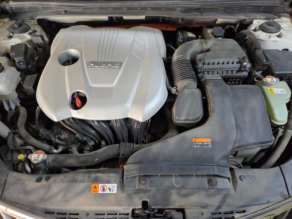 HYUNDAI Grandeur 2016 Blanco - Importación desde Corea - HF Imports Iquique - Foto 18