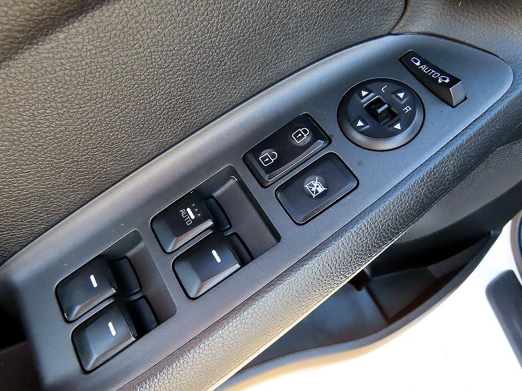 KIA K3 2014 Blanco - Importación desde Corea - HF Imports Iquique - Foto 13