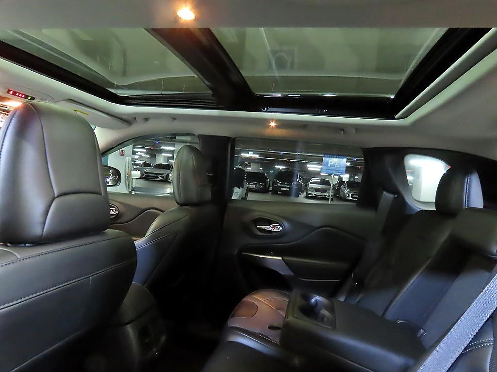 Jeep Cherokee 2022 Negro - Importación desde Corea - HF Imports Iquique - Foto 16