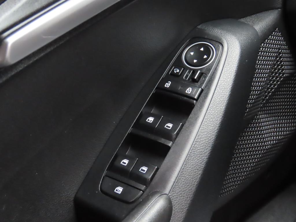 KIA Seltos 2020 Blanco - Importación desde Corea - HF Imports Iquique - Foto 9