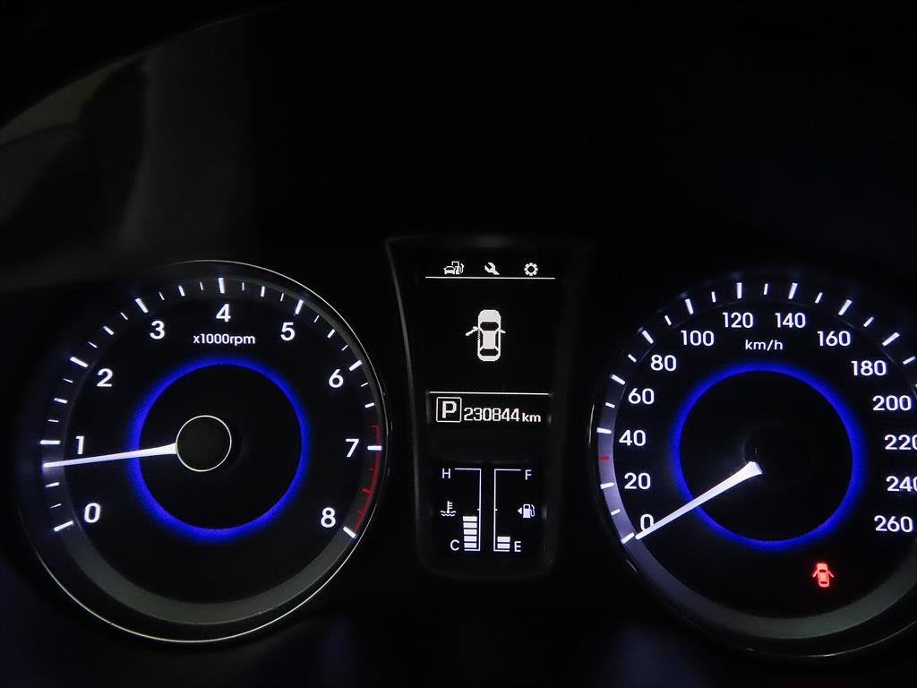 HYUNDAI Grandeur - Vista 9