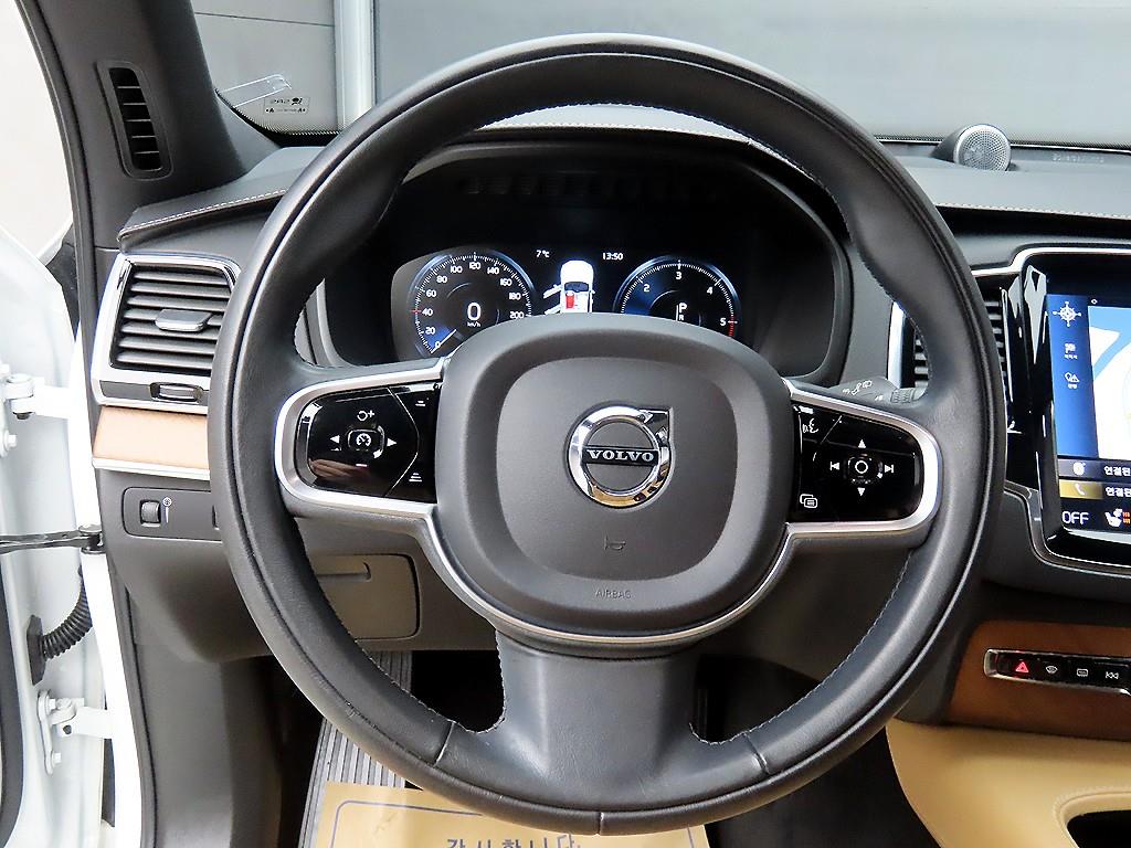 Volvo XC90 - Vista 9