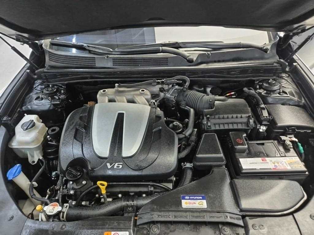 HYUNDAI Grandeur - Vista 5