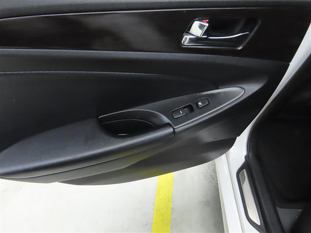 HYUNDAI Sonata 2012 Blanco - Importación desde Corea - HF Imports Iquique - Foto 13