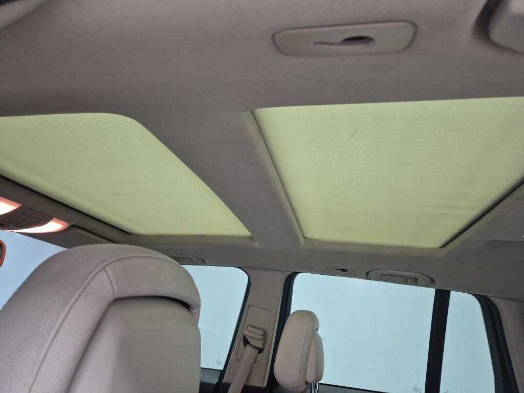 Mercedes Benz GLK Class - Vista 11