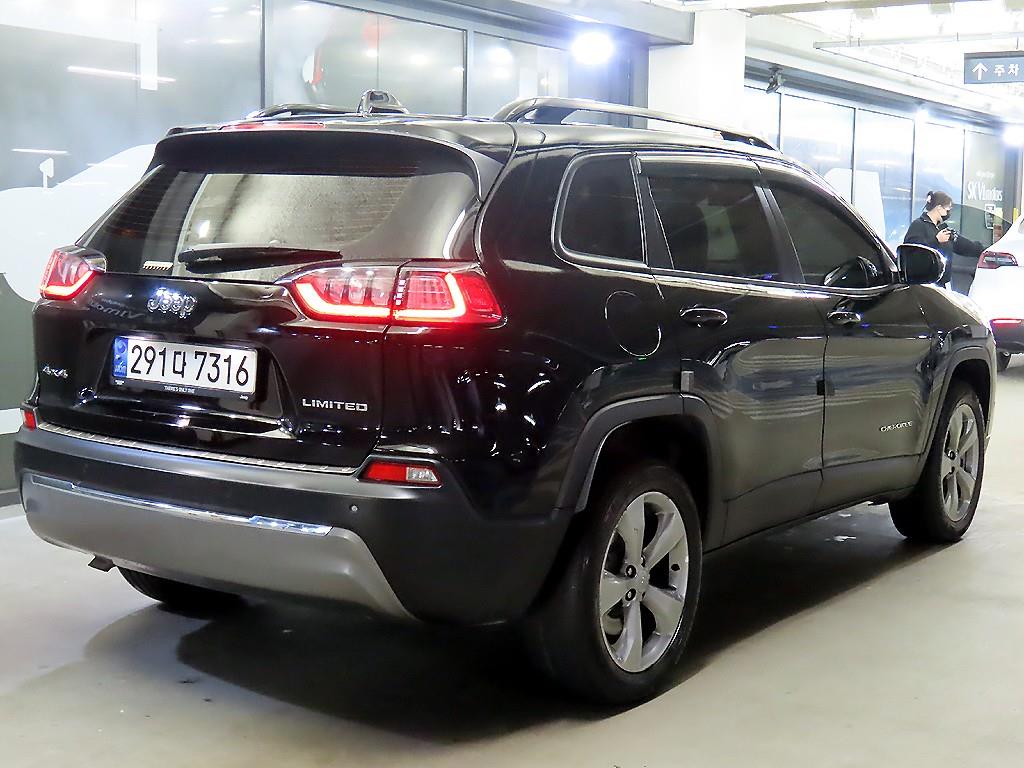 Jeep Cherokee - Vista 4