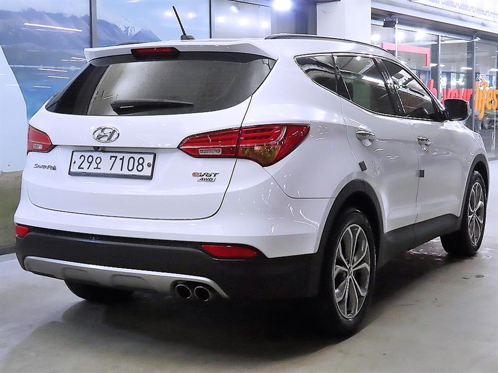 HYUNDAI Santa Fe - Vista 4