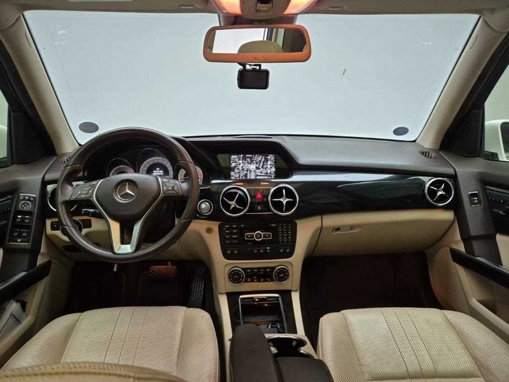 Mercedes Benz GLK Class - Vista 6