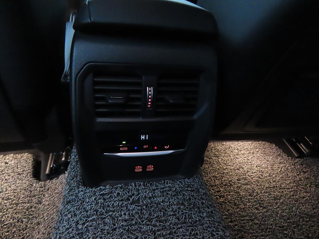 BMW 3 series 2022 Negro - Importación desde Corea - HF Imports Iquique - Foto 14