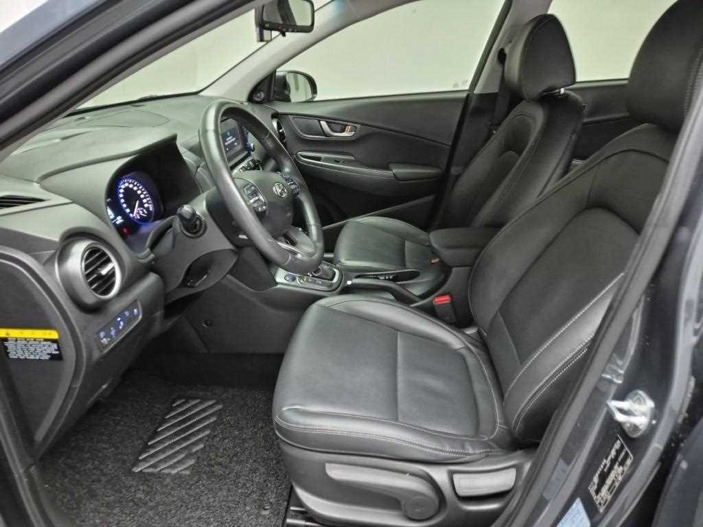 HYUNDAI Kona - Vista 11