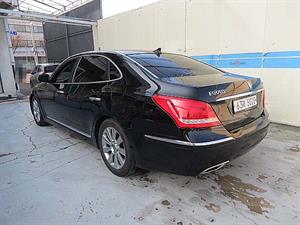 HYUNDAI Equus - Vista 8