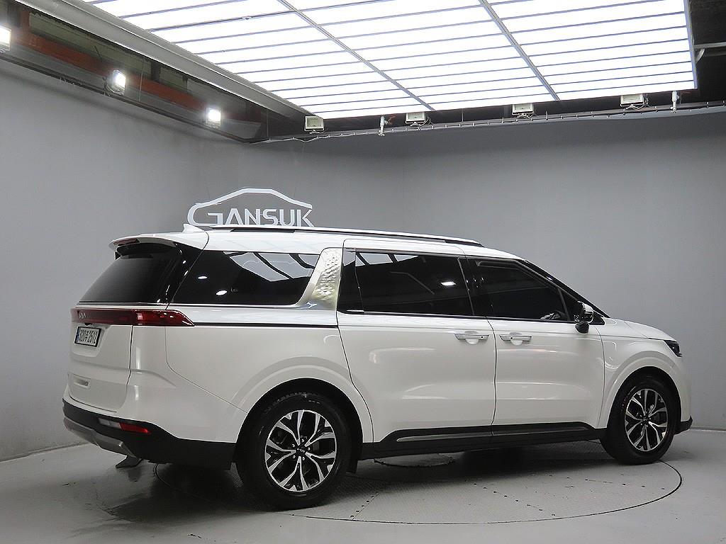 KIA Carnival - Vista 7