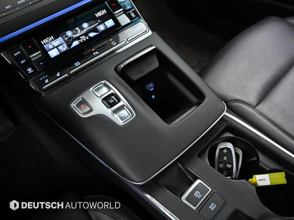 HYUNDAI Grandeur - Vista 11