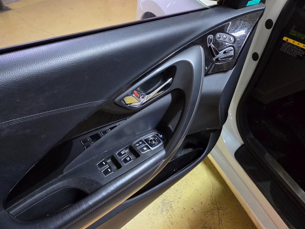 HYUNDAI Grandeur 2016 Blanco - Importación desde Corea - HF Imports Iquique - Foto 15