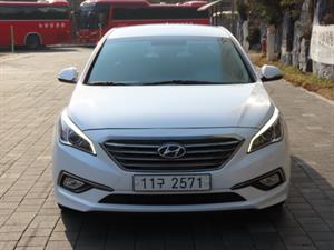 HYUNDAI Sonata - Vista 2