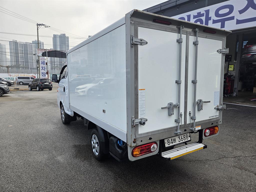 Small Truck Freezer Box(Low Deck) - Vista 6