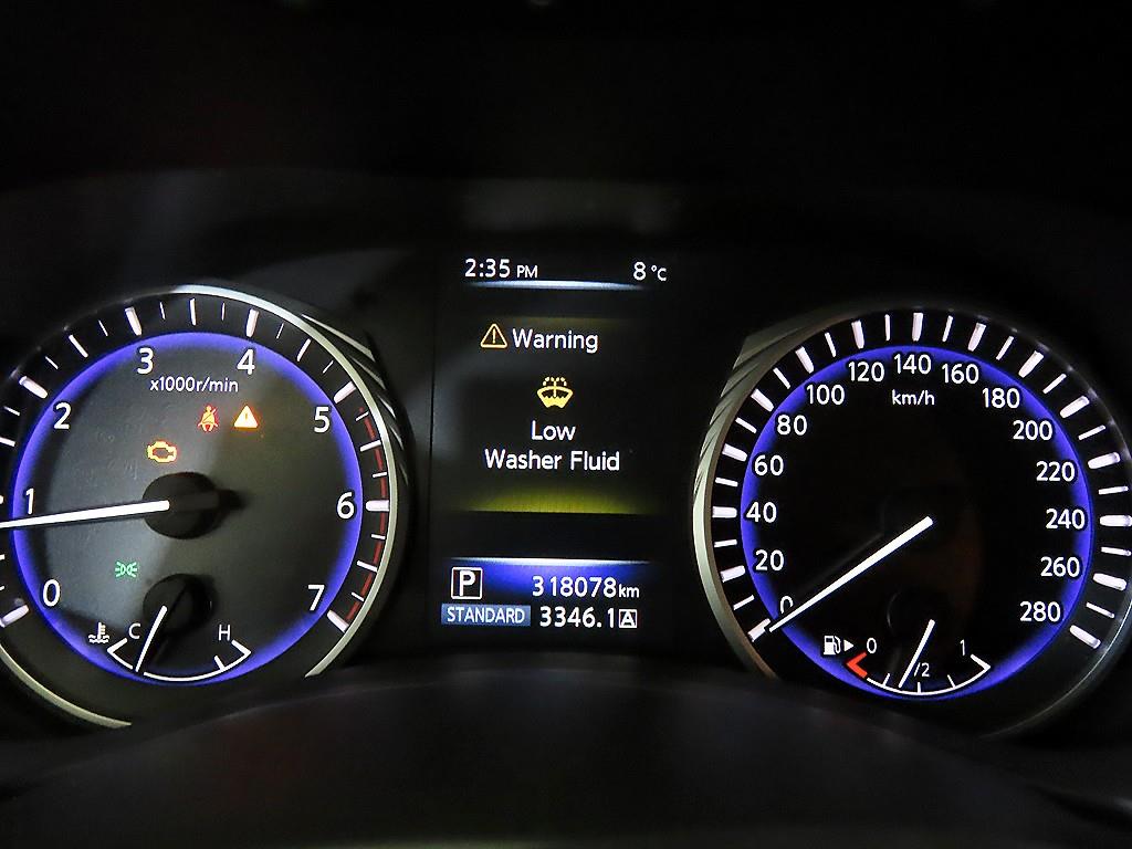 Infiniti Q - Vista 9