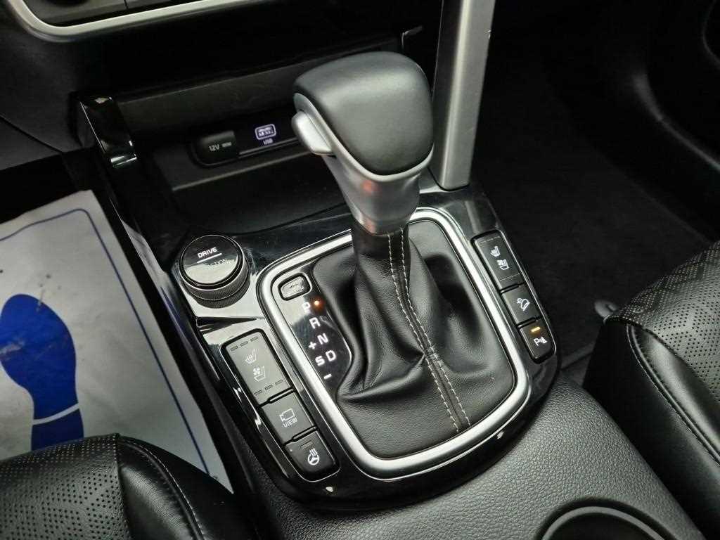 KIA Seltos - Vista 8