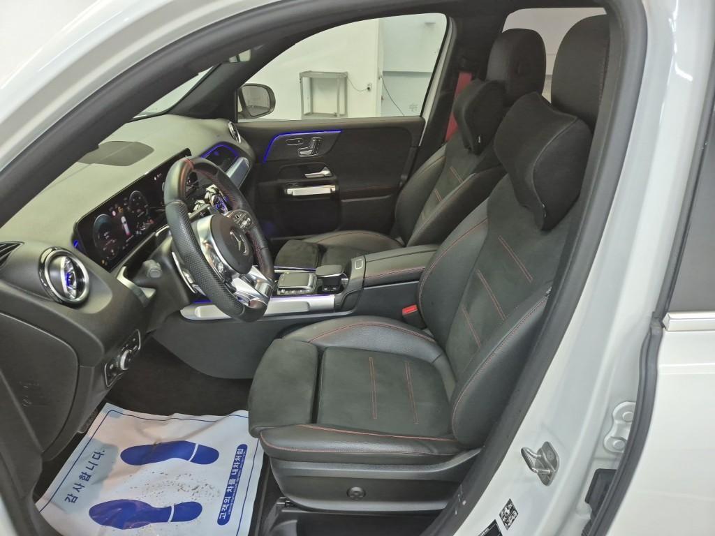 Mercedes Benz GLB Class - Vista 11