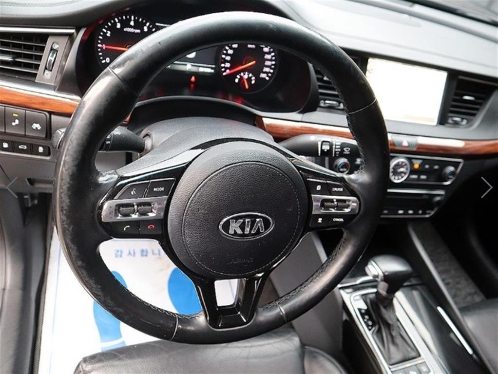 KIA K7 - Vista 8