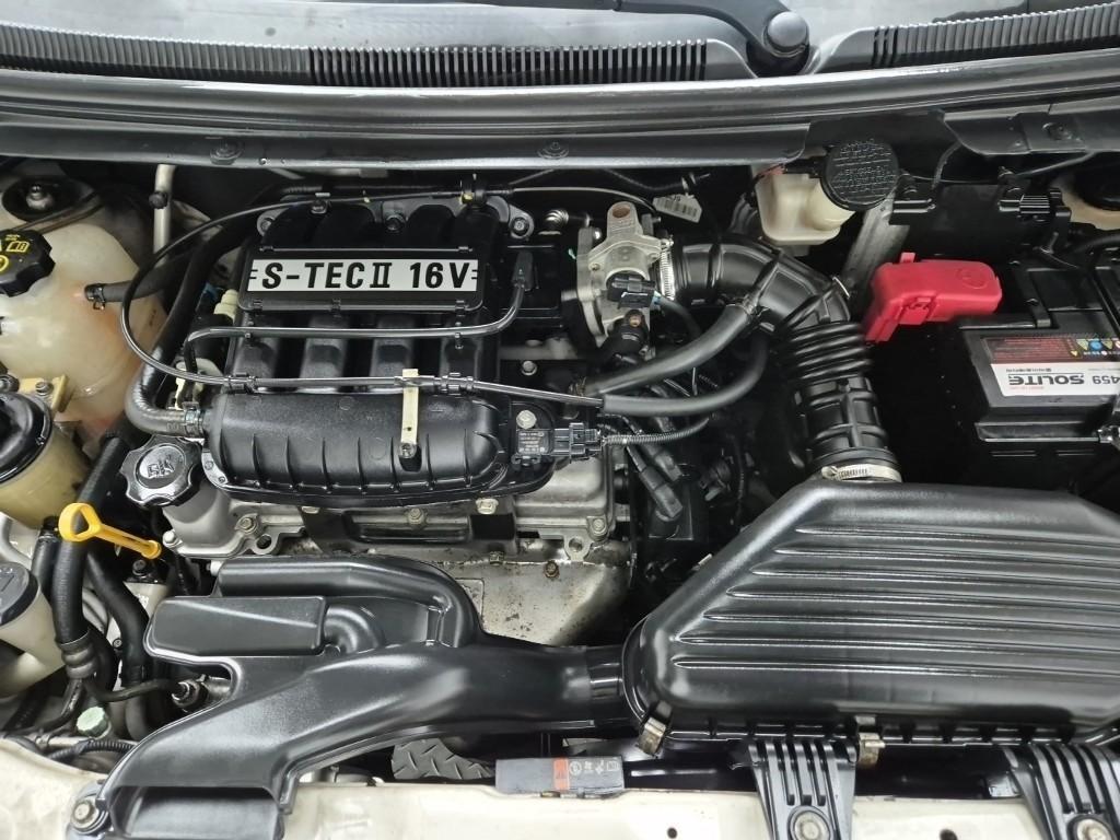 Chevrolet Spark - Vista 5