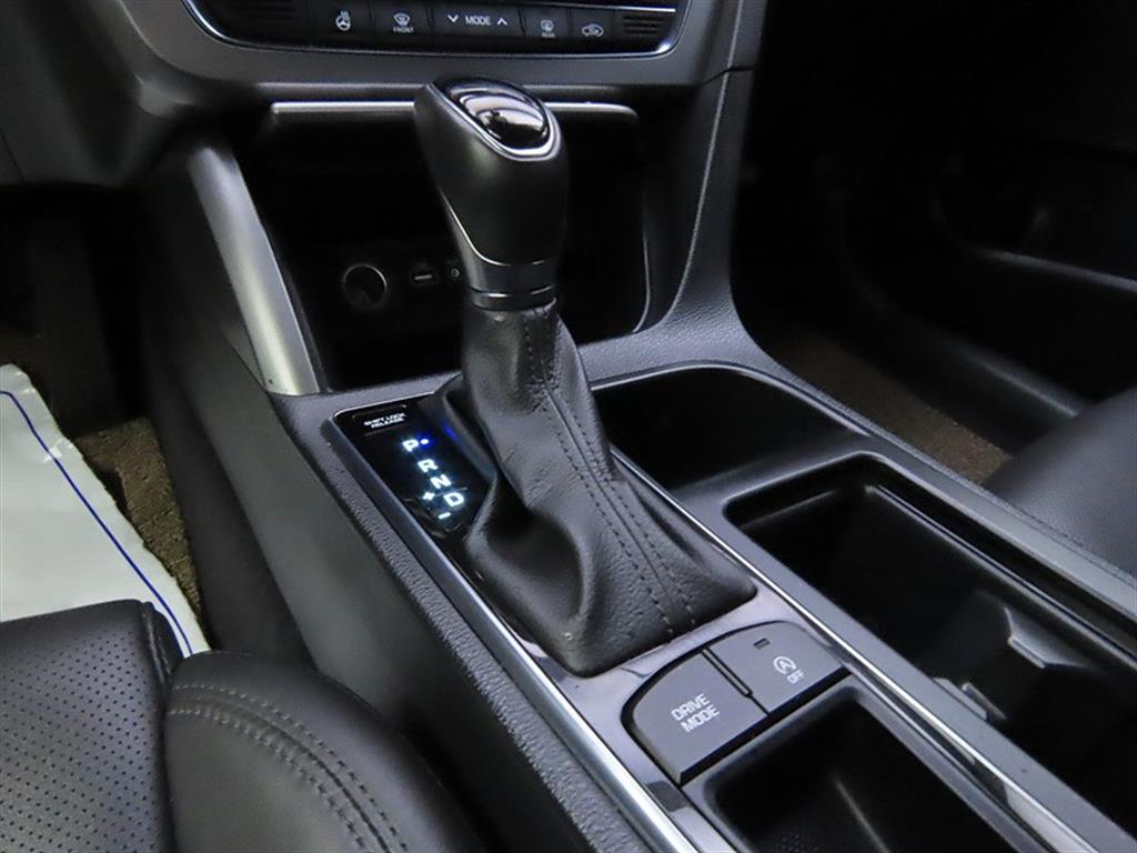 HYUNDAI Sonata - Vista 11