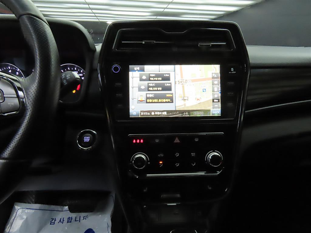 Ssangyong Tivoli - Vista 10