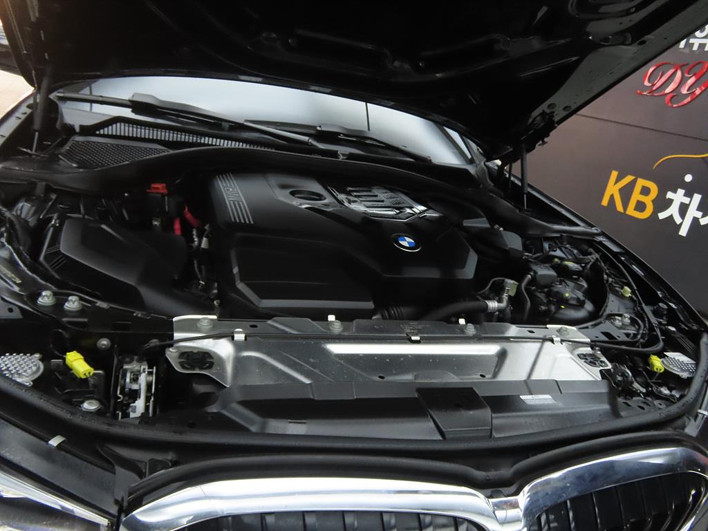 BMW 3 series 2022 Negro - Importación desde Corea - HF Imports Iquique - Foto 19