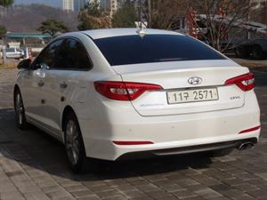 HYUNDAI Sonata - Vista 8