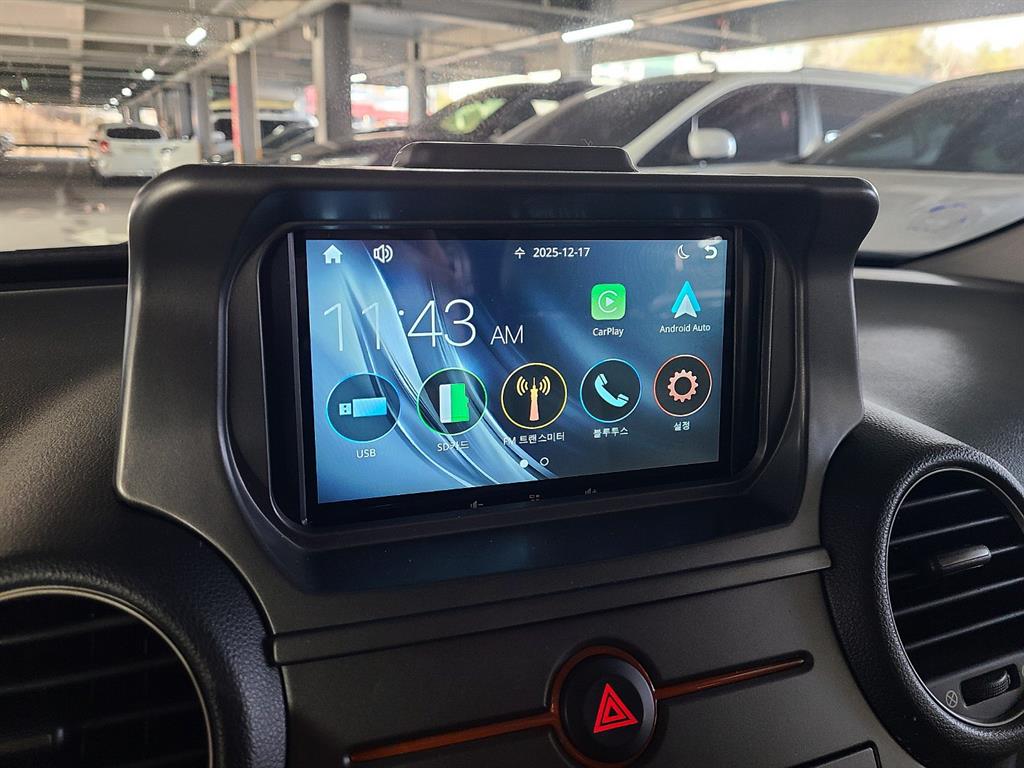 KIA Carens - Vista 7