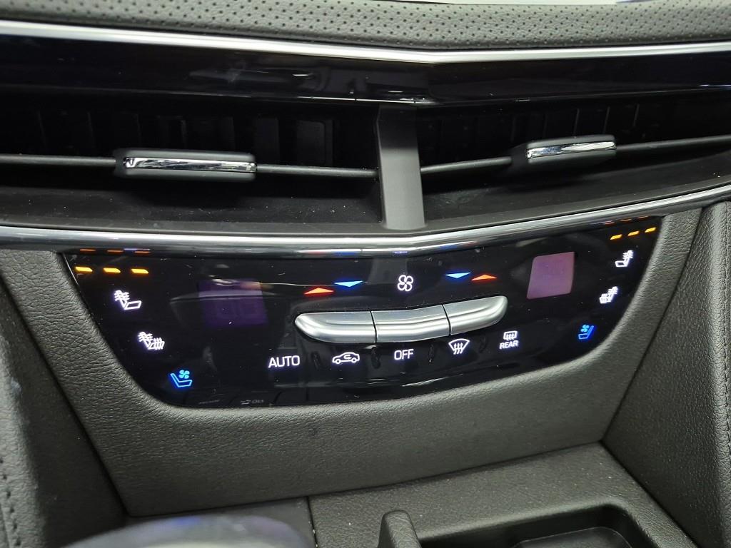 Cadillac CT6 - Vista 10