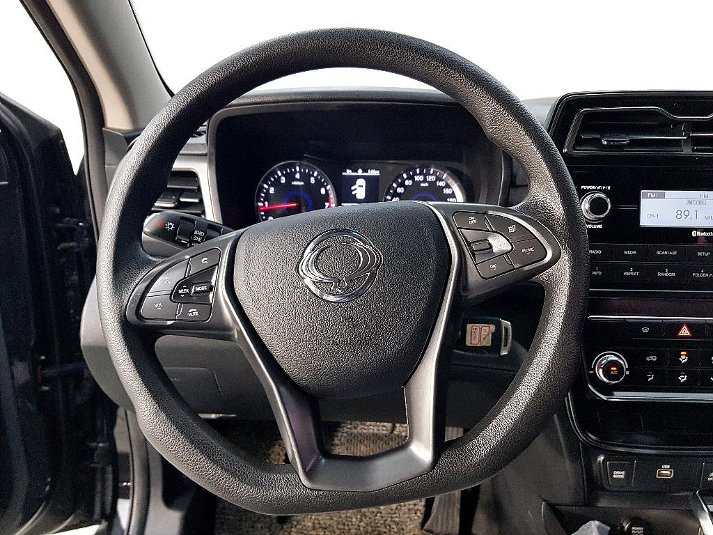 Ssangyong Tivoli - Vista 12