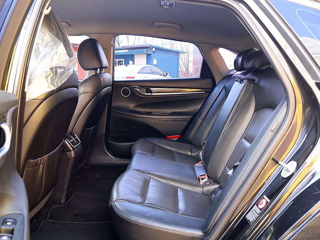 HYUNDAI Grandeur 2017 Negro - Importación desde Corea - HF Imports Iquique - Foto 12