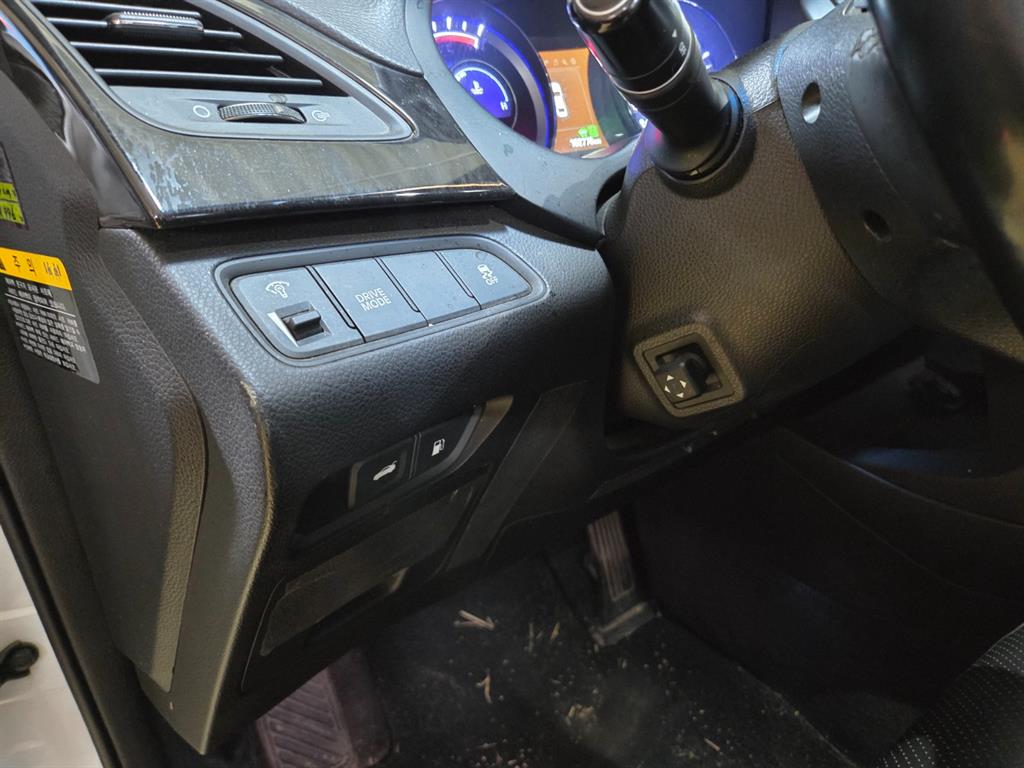 HYUNDAI Grandeur 2016 Blanco - Importación desde Corea - HF Imports Iquique - Foto 14