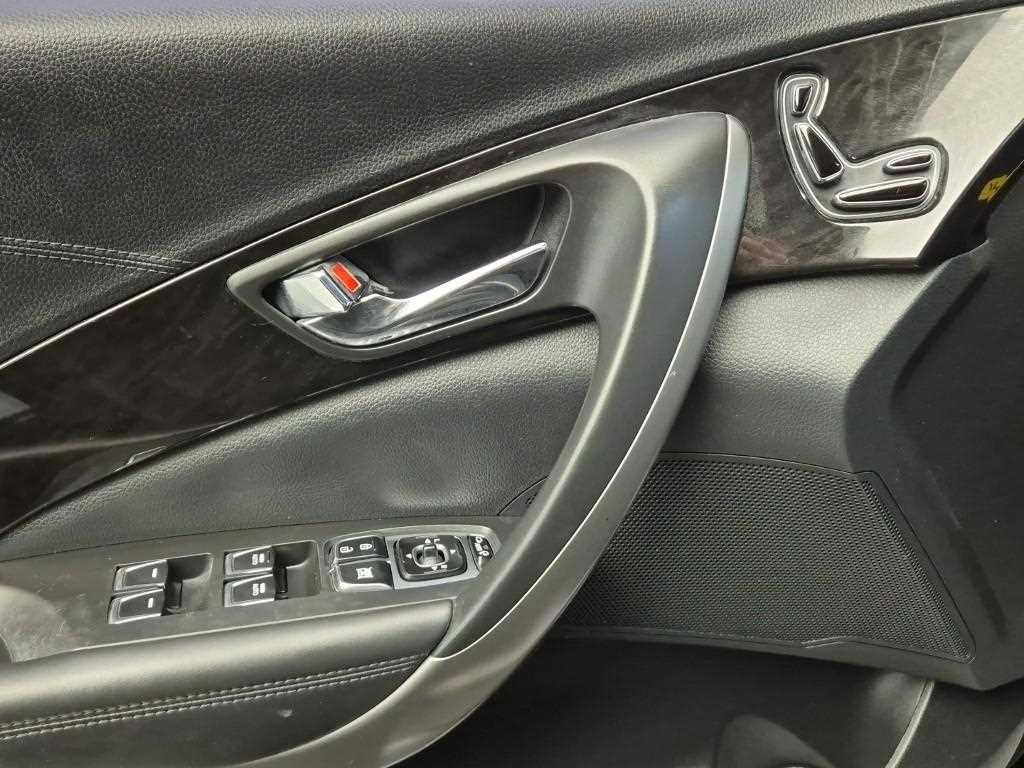 HYUNDAI Grandeur 2015 Negro - Importación desde Corea - HF Imports Iquique - Foto 18