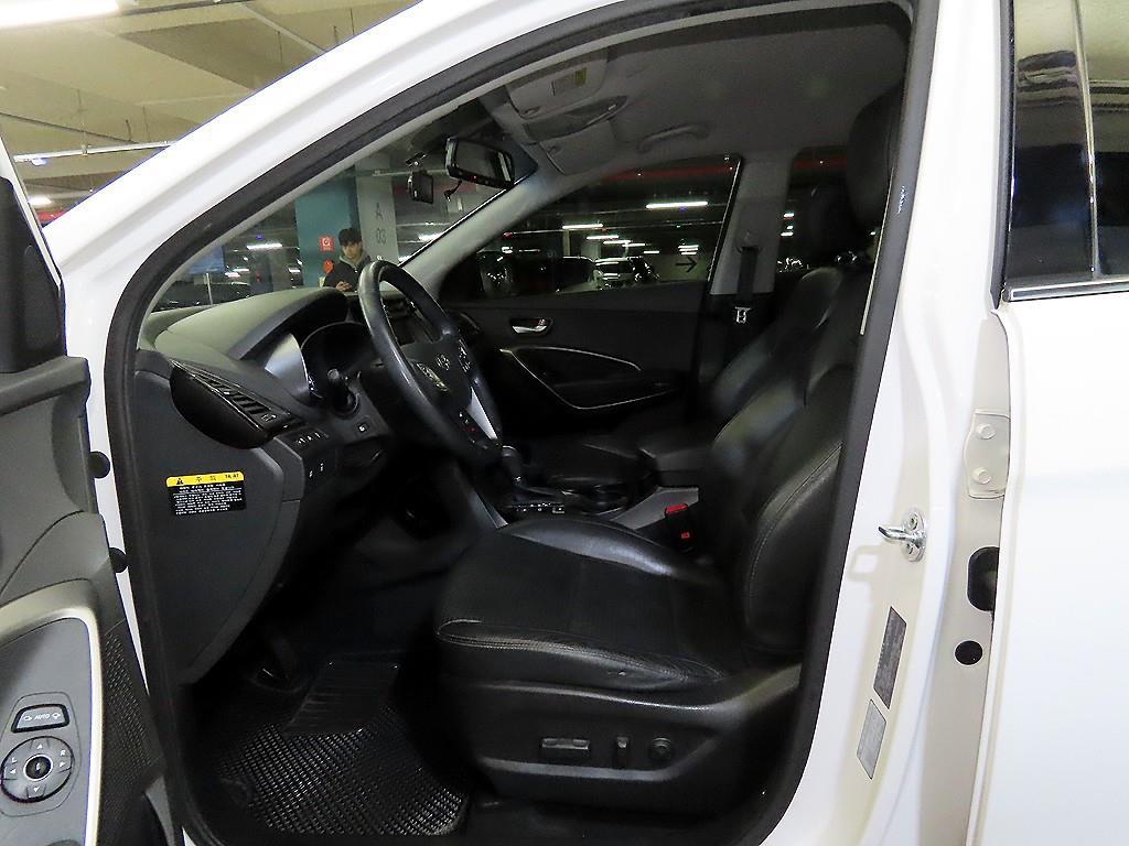 HYUNDAI Santa Fe - Vista 6