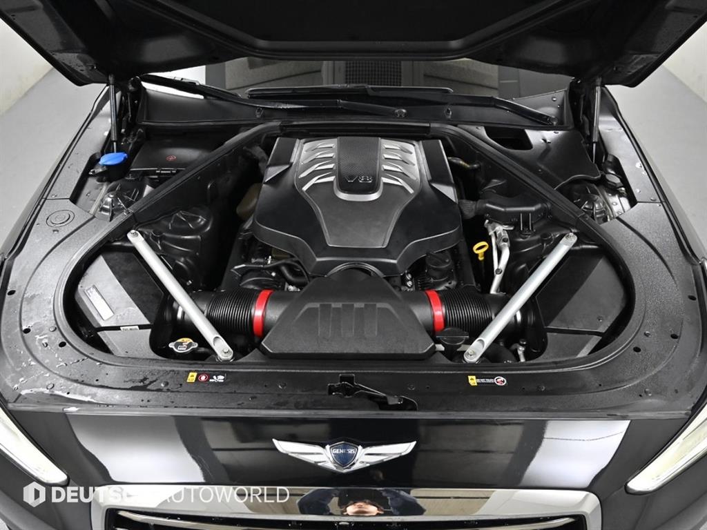 Genesis EQ900 - Vista 6