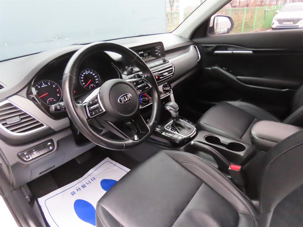 KIA Seltos 2020 Blanco - Importación desde Corea - HF Imports Iquique - Foto 12