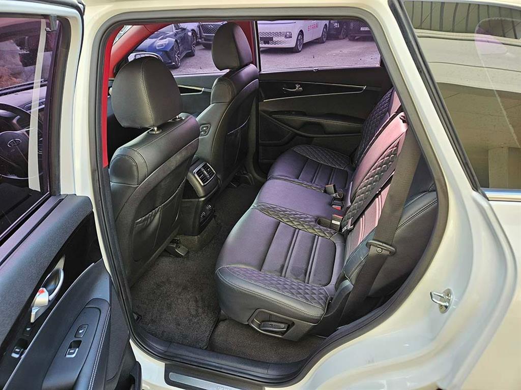KIA Sorento - Vista 7
